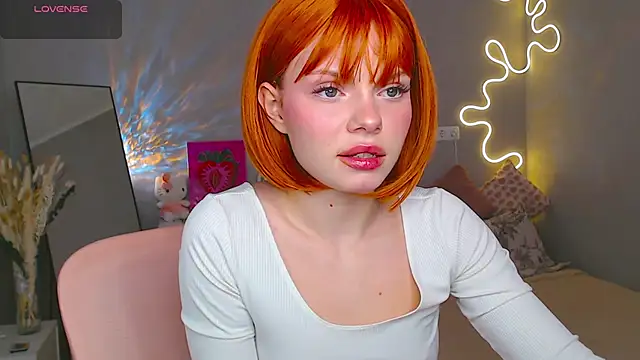 Red  Candy online show from February 25, 4:42 pm