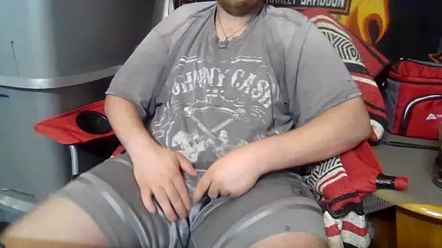 Snapshot of sexaddict_2424 chatting on April 23, 4:46 am sexaddict 2424 online show from April 23, 4:46 am
