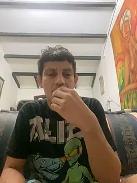Snapshot of Kronx_el_destrosador chatting on December 7, 4:53 am Kronx el destrosador online show from December 7, 4:53 am