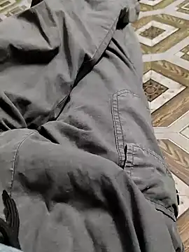 William390 online show from December 9, 6:03 pm