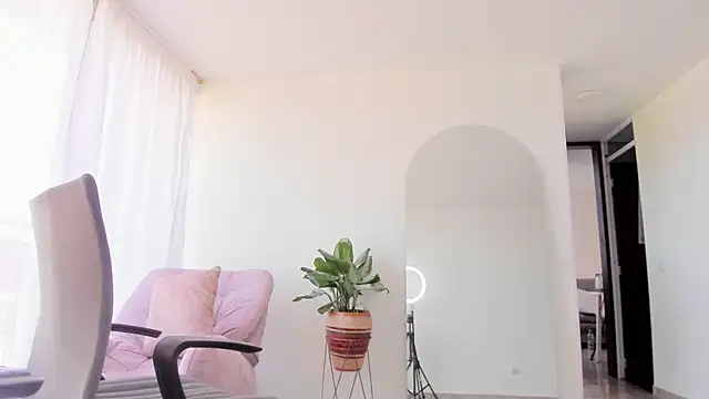 Snapshot of vianca_cruzz chatting on January 22, 7:45 pm vianca cruzz online show from January 22, 7:45 pm