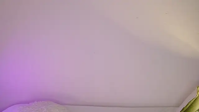 Snapshot of dilan_sp chatting on December 6, 12:56 am dilan sp online show from December 6, 12:56 am