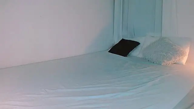 Snapshot of dilan_sp chatting on January 9, 12:03 am dilan sp online show from January 9, 12:03 am