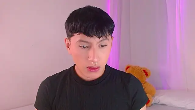 Snapshot of dilan_sp chatting on January 11, 3:34 am dilan sp online show from January 11, 3:34 am