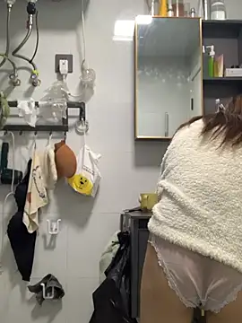 Aimeil online show from March 17, 4:43 pm