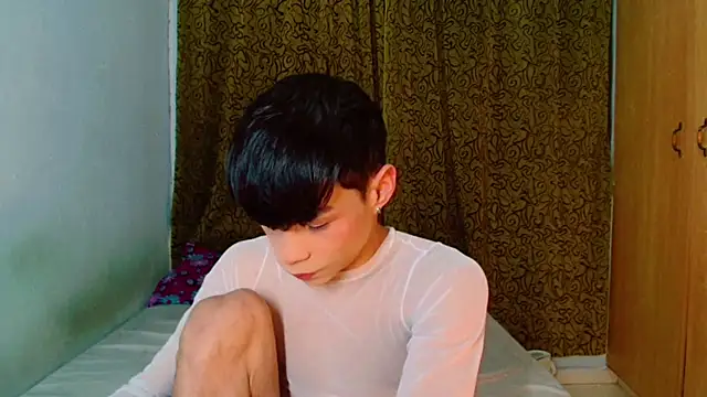 femboykeene online show from November 20, 10:42 pm