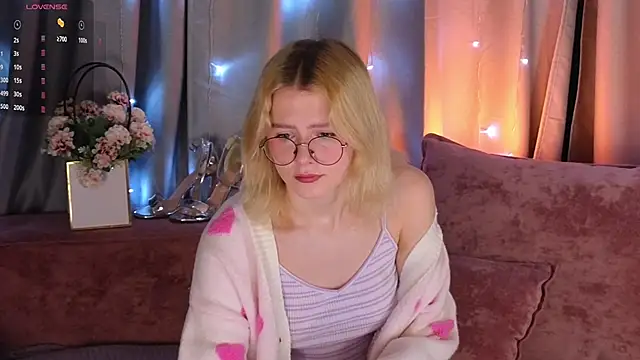 jenny bunny  online show from February 17, 1:25 am