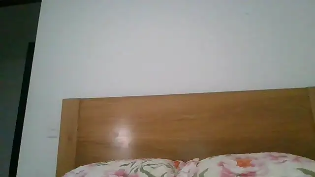 Liloo8923 online show from December 3, 1:08 am