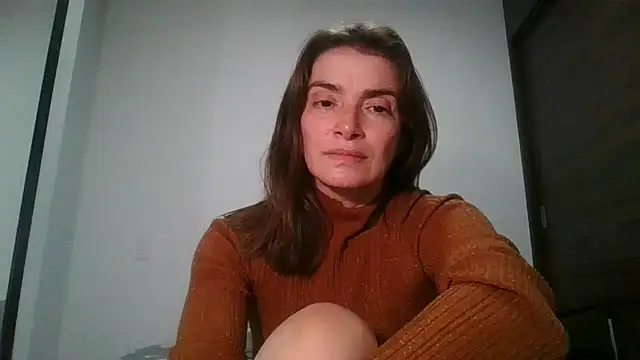 Liloo8923 online show from January 21, 11:34 pm