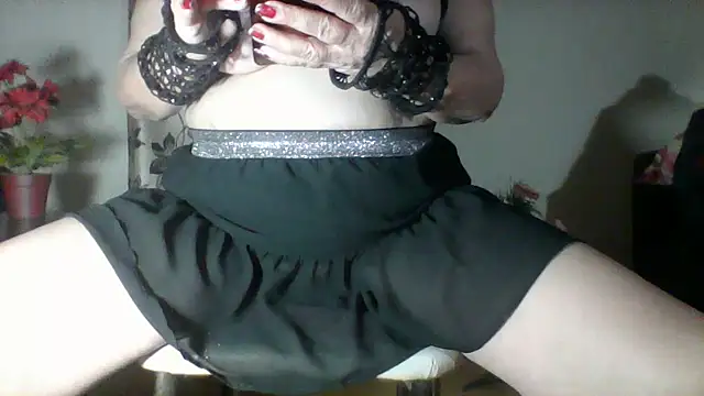 Ely Elenita online show from May 22, 1:24 am