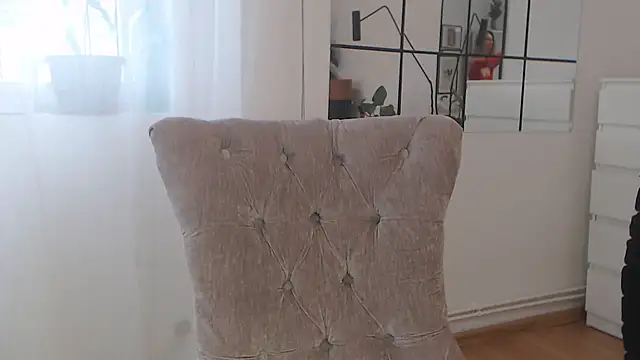 SukyGirl online show from February 6, 8:29 am