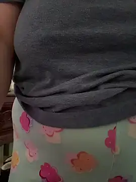 Sweetleeahxx online show from July 19, 11:25 am