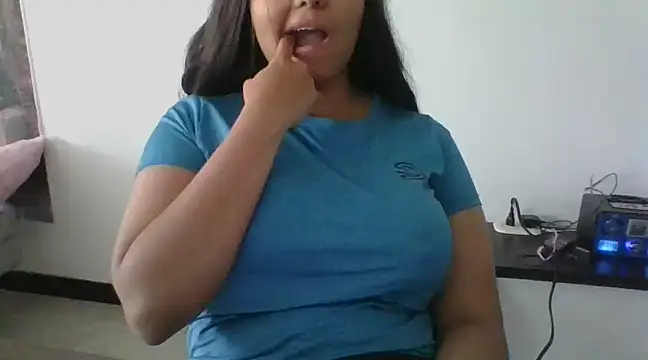 Snapshot of Miapeyton chatting on December 2, 6:32 pm Miapeyton online show from December 2, 6:32 pm