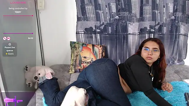 Snapshot of Miapeyton chatting on September 27, 8:36 pm Miapeyton online show from September 27, 8:36 pm