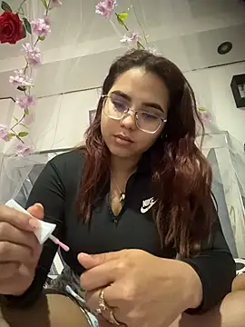 Snapshot of Miapeyton chatting on September 28, 4:56 pm Miapeyton online show from September 28, 4:56 pm