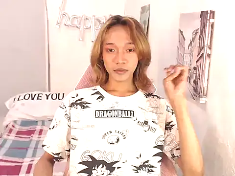 Snapshot of imtwinky chatting on March 13, 12:01 pm imtwinky online show from March 13, 12:01 pm