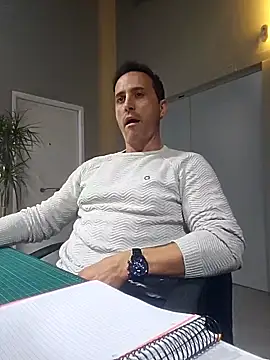 Lucas   81 online show from November 25, 7:25 pm