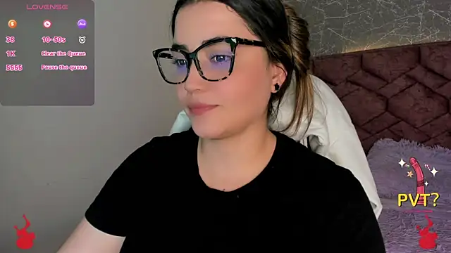 Snapshot of Lucia_star__ chatting on December 2, 7:16 pm Lucia star online show from December 2, 7:16 pm