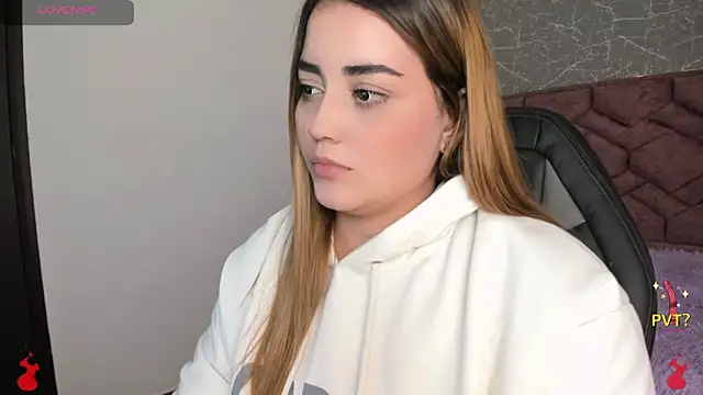 Snapshot of Lucia_star__ chatting on January 14, 10:55 pm Lucia star online show from January 14, 10:55 pm