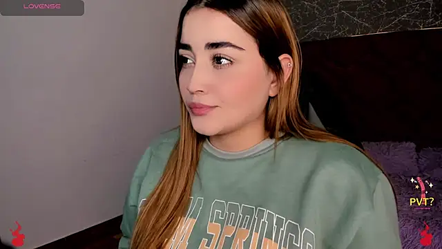 Snapshot of Lucia_star__ chatting on January 15, 7:12 pm Lucia star online show from January 15, 7:12 pm