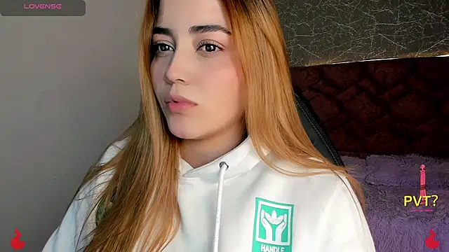 Snapshot of Lucia_star__ chatting on February 3, 7:21 pm Lucia star online show from February 3, 7:21 pm