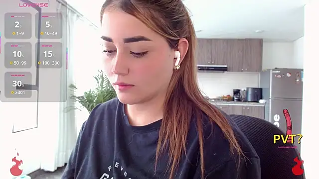 Snapshot of Lucia_star__ chatting on November 21, 5:22 pm Lucia star online show from November 21, 5:22 pm