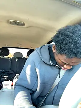 Snapshot of Festivitiesking1 chatting on November 13, 3:55 pm Festivitiesking1 online show from November 13, 3:55 pm