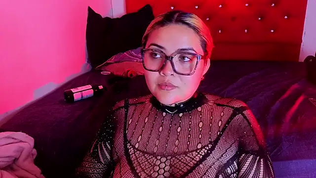 Agatha humidity online show from March 17, 9:07 pm