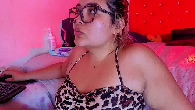 Agatha humidity online show from April 27, 8:18 pm