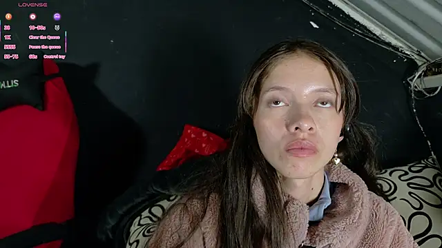 sweetdam12 online show from November 7, 9:15 pm