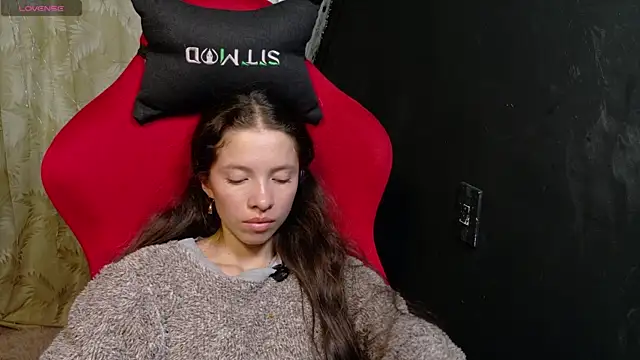 sweetdam12 online show from December 22, 9:01 pm