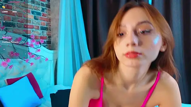 Snapshot of EvaLeester chatting on November 30, 7:12 am EvaLeester online show from November 30, 7:12 am