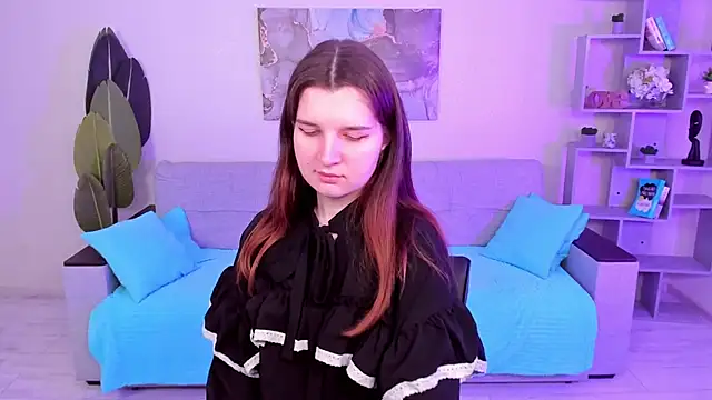 Snapshot of BonneyLove chatting on February 17, 6:26 pm BonneyLove online show from February 17, 6:26 pm