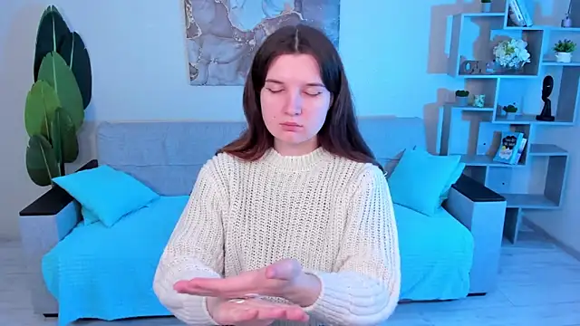 Snapshot of BonneyLove chatting on February 19, 5:38 pm BonneyLove online show from February 19, 5:38 pm