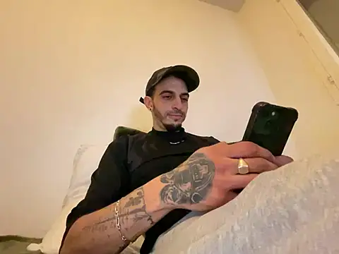 Rebeu313 online show from January 12, 6:46 pm