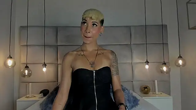 MiaMorgan  online show from January 26, 3:14 pm