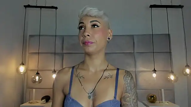 MiaMorgan  online show from February 2, 12:02 pm