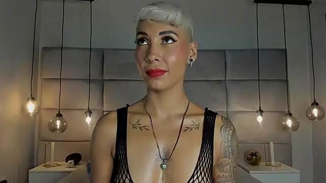 MiaMorgan  online show from February 3, 3:06 pm