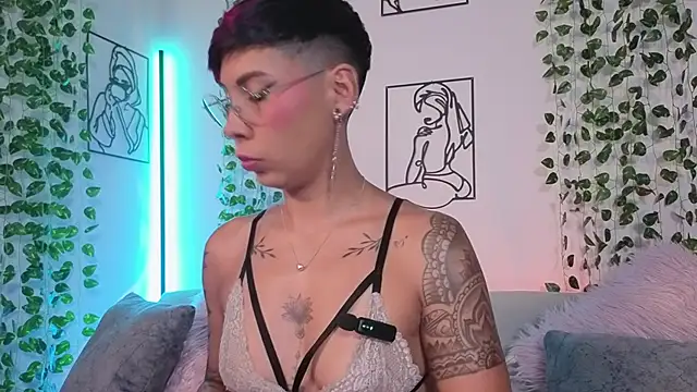 MiaMorgan  online show from May 2, 3:06 pm