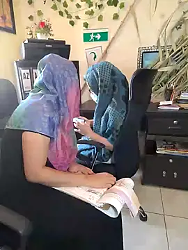 Snapshot of NAJWA-ARAB chatting on December 3, 2:27 pm NAJWA-ARAB online show from December 3, 2:27 pm