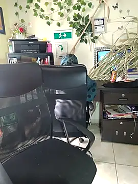 Snapshot of NAJWA-ARAB chatting on March 17, 2:23 pm NAJWA-ARAB online show from March 17, 2:23 pm