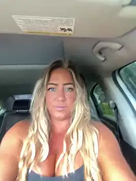 sunshinekisses online show from August 9, 3:50 pm