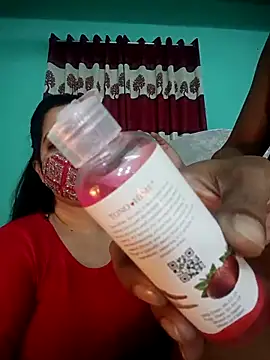 Taniya07 online show from March 8, 5:28 pm