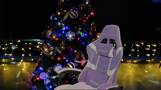 Snapshot of Dolce--Mia---Bianchi__07 chatting on November 27, 6:04 am Dolce--Mia---Bianchi 07 online show from November 27, 6:04 am