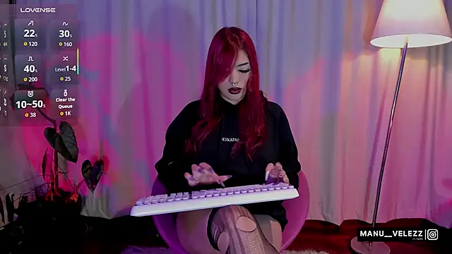 Snapshot of Manu_Velez chatting on January 13, 5:46 am Manu Velez online show from January 13, 5:46 am