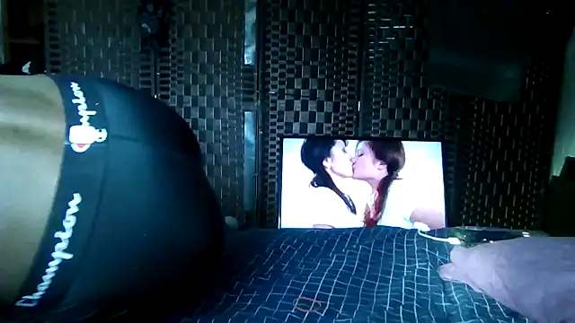 Snapshot of DevinToore chatting on July 19, 1:31 am DevinToore online show from July 19, 1:31 am