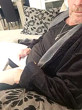 KnownObligation1 online show from March 8, 10:08 am