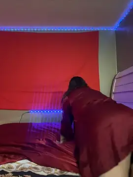 iTrapXXXBACKUP online show from December 24, 2:10 am