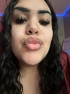 iTrapXXXBACKUP online show from January 12, 4:40 pm