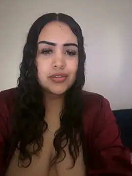 iTrapXXXBACKUP online show from March 18, 3:31 am